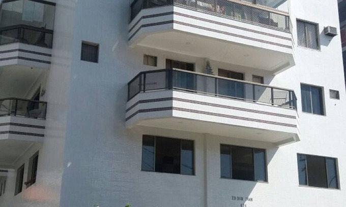 Braga Apartment | Family-Friendly Retreat Steps from Praia do Forte with Wifi