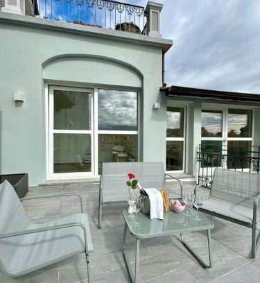 Menaggio Apartment | Oceanfront Bliss at Apt. Aquarius Oasi di Menaggio - 4 Stars