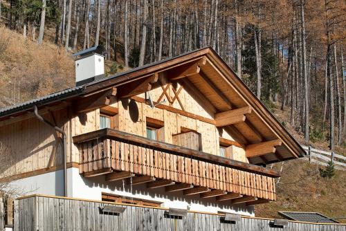 Sarentino Apartment | Family-Friendly Apt Bergblick Hinterproslhof - Rated 9.5/10