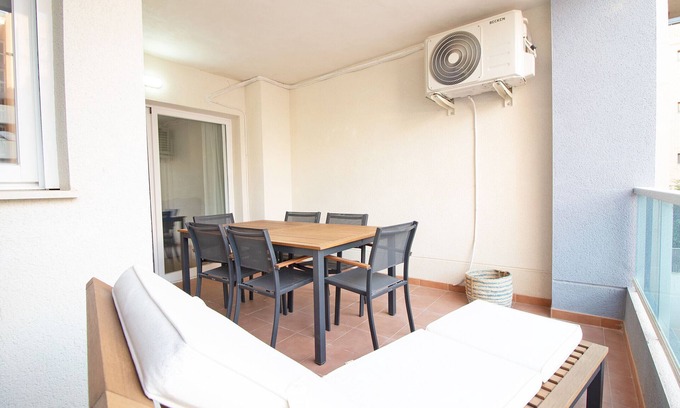 Canet de Berenguer Apartment | Beachfront Apartment in Canet d'en Berenguer - 10/10 Rated