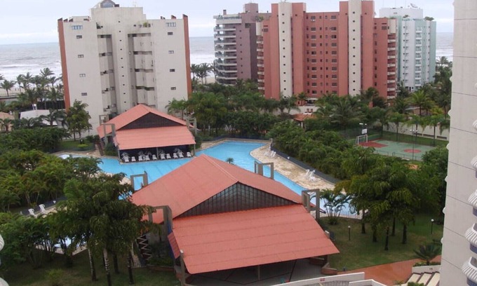 Riviera de Sao Lourenco Apartment | Beachside Haven: 10/10 Rated Stay with Oceanfront Amenities