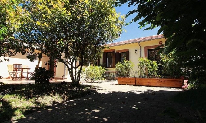 Cote Pavee Apartment | Charming Apt. KATIOS by the Canal du Midi with Kitchen
