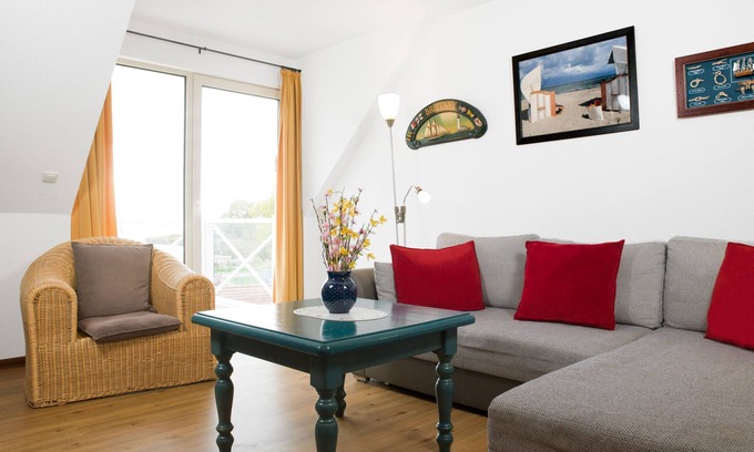 Oertzenhof Apartment | Seagull View Apartment: Breathtaking Harbor Experience