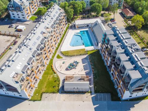 Kolobrzeg Apartment | Relax at APT Nadmorskie - Feniks with Oceanfront Views