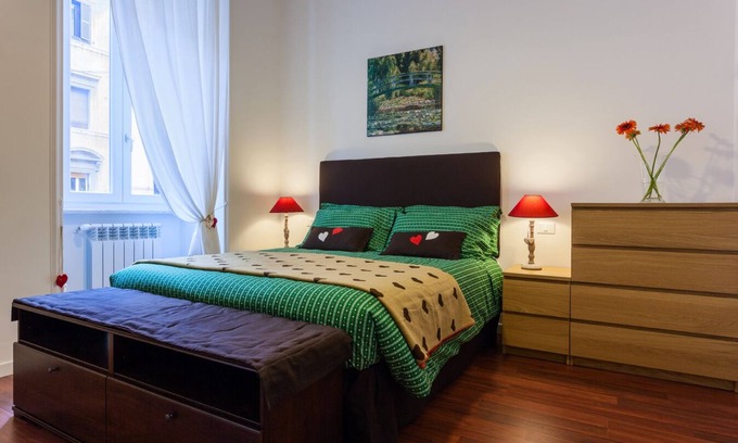 Vatican Apartment | Prime Apt Next to Vatican: Top-Rated Stay with Amenities