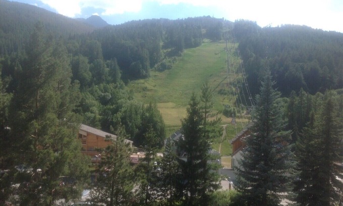 Saint-Chaffrey Apartment | Cozy Apt or Chalet Steps from the Slopes in Saint Chaffrey