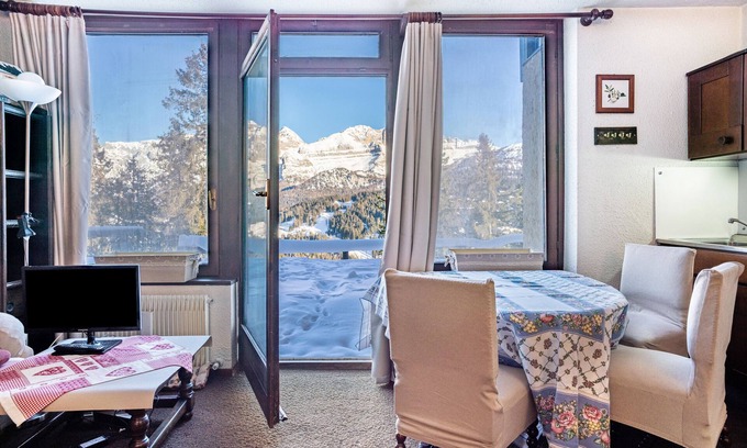 Madonna di Campiglio Apartment | Scenic Apt. "Patascoss" with Dolomite Views & Spa Access