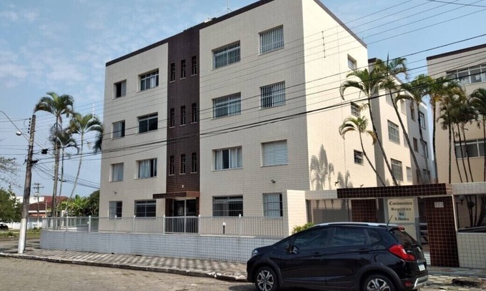 Peruibe Apartment | Ideal Apt. Praia do Centro: Steps from the Beach & Spa