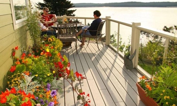 Kodiak Apartment | Coastal Retreat in Kodiak: Spa, Kitchen & Nature Views