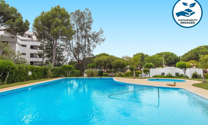 Vilamoura Apartment | Apt w/terrace, BBQ & pool – Vilamoura