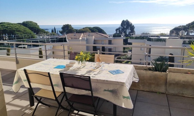 La Nartelle Apartment | Inviting Apartment with Pool and Ocean Views, Steps to Beach