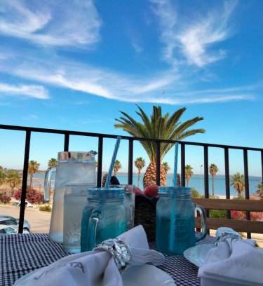 Puerto Real Apartment | Oceanfront Bliss at Apto. Ángel, Playa de la Cachucha