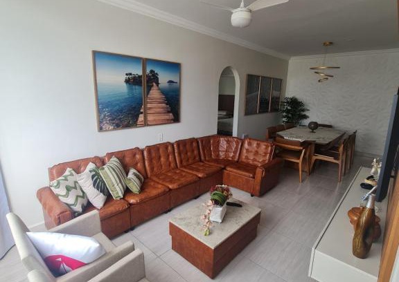 Praia do Morro Apartment | Family-Friendly 3-Bedroom Getaway in Guarapari
