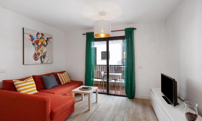 Punta del Hidalgo Apartment | Family-Friendly Apto Aguacada with High Guest Ratings