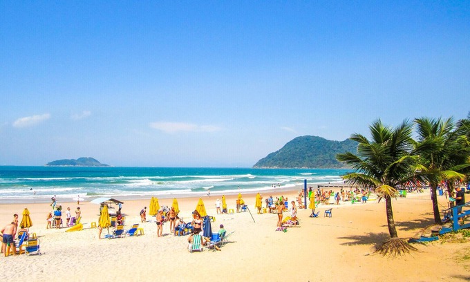 Tombo Apartment | Comfortable Stay with Ocean View near Praia do Tombo