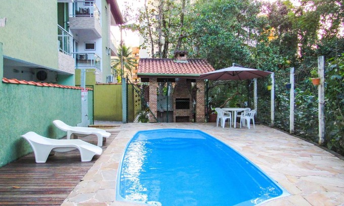 Tabatinga Apartment | Ideal Getaway with Wi-Fi & Pool at Praia de Tabatinga