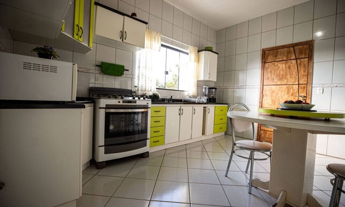 Guarapuava Apartment | Conveniently Located Apartment with WiFi in Guarapuava