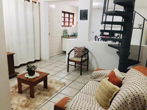 Vila Iara Apartment | Cozy Duplex Retreat Just 2 km from Capivari's Attractions