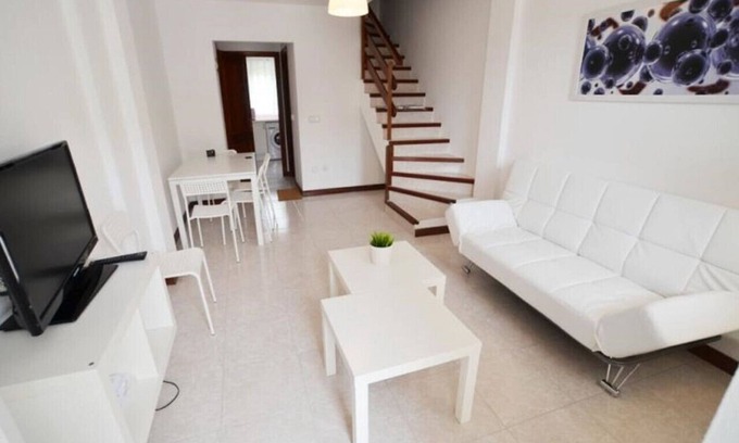 Isla Apartment | Relaxing Beachfront Apartment with Pool - La Arena 4317