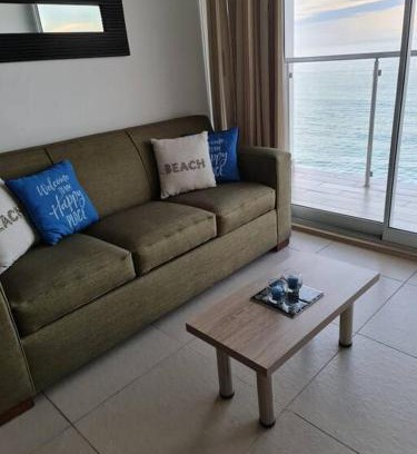 El Palmar Apartment | Oceanfront Retreat: Breathtaking Pacific Views Await