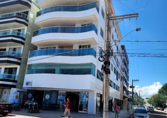 Anchieta Apartment | Oceanfront Retreat with 3 Suites and Spectacular Views