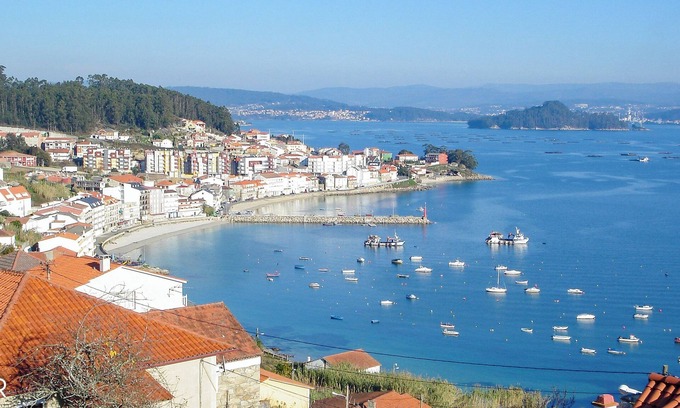 Raxo Apartment | Apto OUTEIRO - 2 bedrooms, near from the beach