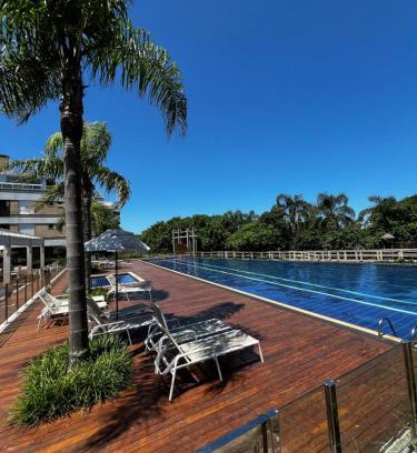 Campeche Norte Apartment | Beachfront Getaway with Pool & Ocean Views at Campeche