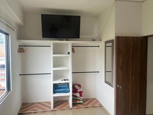 Yumbo Apartment | Pet-Friendly Apartments in Yumbo, Colombia for Families