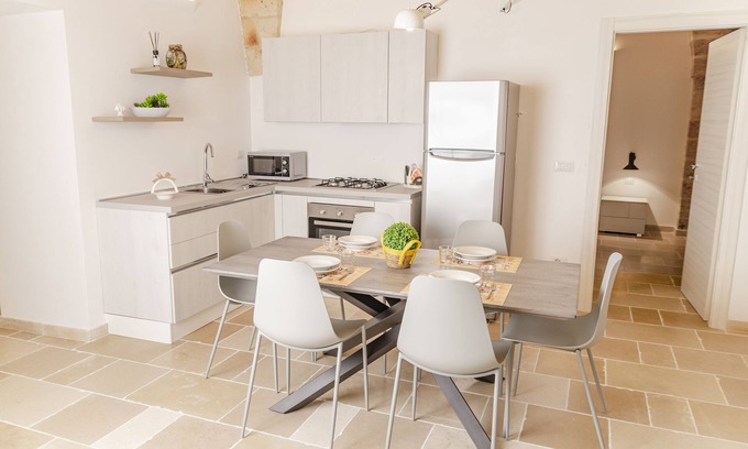 Brindisi Histotic Center Apartment | Enchanting Marietta House in Historic Center with Ocean View