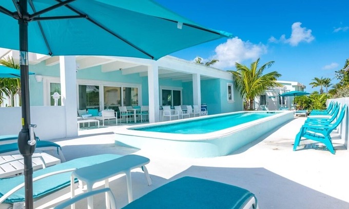Jimmy Hill Villa | Aqua Dreams: Beachfront Retreat with Private Pool & Spa