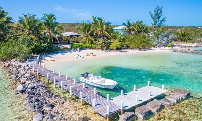 George Town House | Elegant Aqua Sound Villa with Pool, Beach Access & Dock