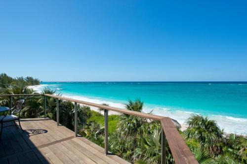 Governor's Harbour Villa | Discover Aqua Villa: Oceanfront Pool & Family-Friendly Fun