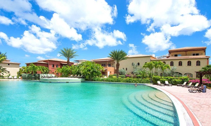 Maho Condo | Scenic Aqua Vue in Porto Cupecoy with Oceanfront Pool