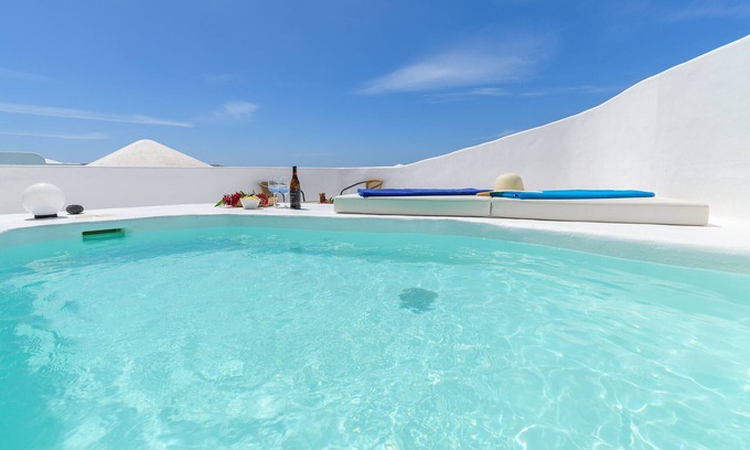 Punta Mujeres Apartment | Experience AQUABLANCA Suite Pool Deluxe in Punta Mujeres