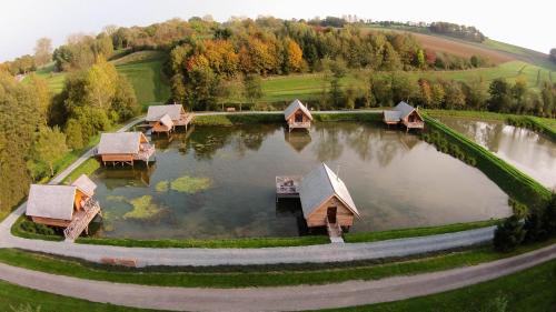 Mettet Ski Chalet | Discover Aqualodge Hôtel Insolite: Rated 9/10 with Breakfast