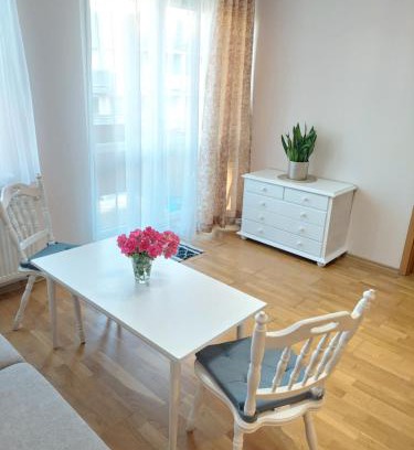 Reda Apartment | Top-Rated Aquaria Maria Apartment: Pet & Child Friendly Stay