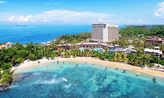 Unawatuna Resort | Discover Araliya Beach Resort & Spa Unawatuna: A Sea Escape