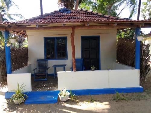 Kalpitiya Bed & Breakfast | Discover Araliya Villa: Oceanfront, Pet-Friendly Escape