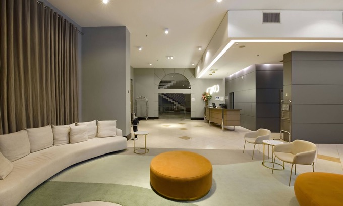 Ribeirao Preto Hotel | Discover Araucária Plaza: Rated 9.2 with Pool & Spa