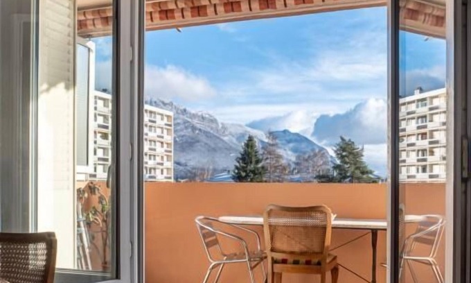 Novel Apartment | Scenic Aravis Retreat with Lake Views and Balcony Access