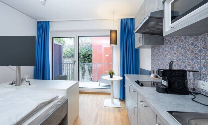 Geidorf Apartment | Cozy Balcony Apartment Near Graz University for All Families