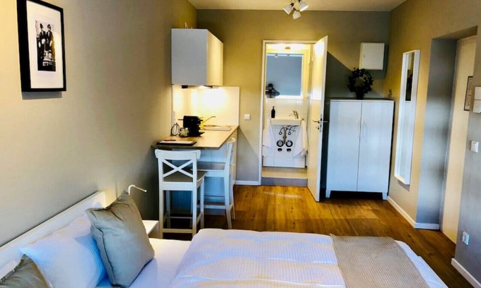 Altona-Altstadt Apartment | Cozy Arbio I Apartment Near St. Pauli with Kitchen Access