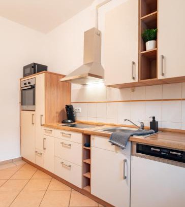 Zossen Apartment | Comfortable Arbio Monteurzimmer Zossen with Parking Included