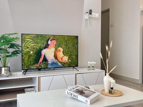 Taman Daya Apartment | Family-Friendly Retreat at ARC Austin Hills Residensi