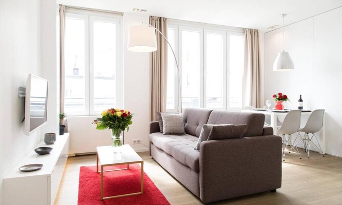 Ternes Apartment | Stylish Arc de Triomphe Apartment with Family-Friendly Amenities