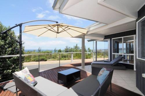 Vincentia House | Family-Friendly Retreat at Arcadia by Jervis Bay Rentals