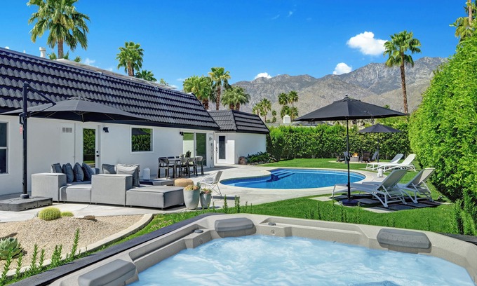 Araby House | Discover Arch House - A Ryson Property with Private Pool