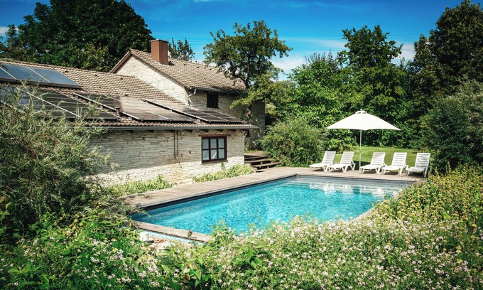 Langenaltheim House | Discover House Archaeopteryx: Private Pool in Nature Park