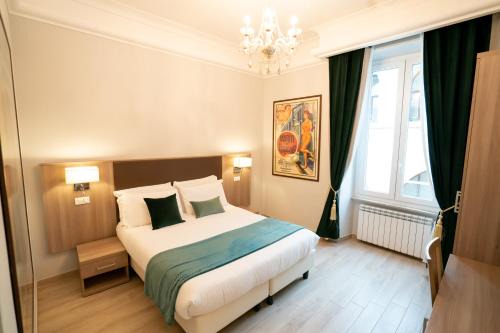 Esquilino House | Elegant Archi di Roma Guest House - Rated 9.6/10 by Guests