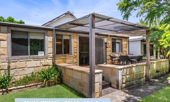 Patonga House | Coastal Winter Escape at Archie's Abode with Pool & Ocean Views